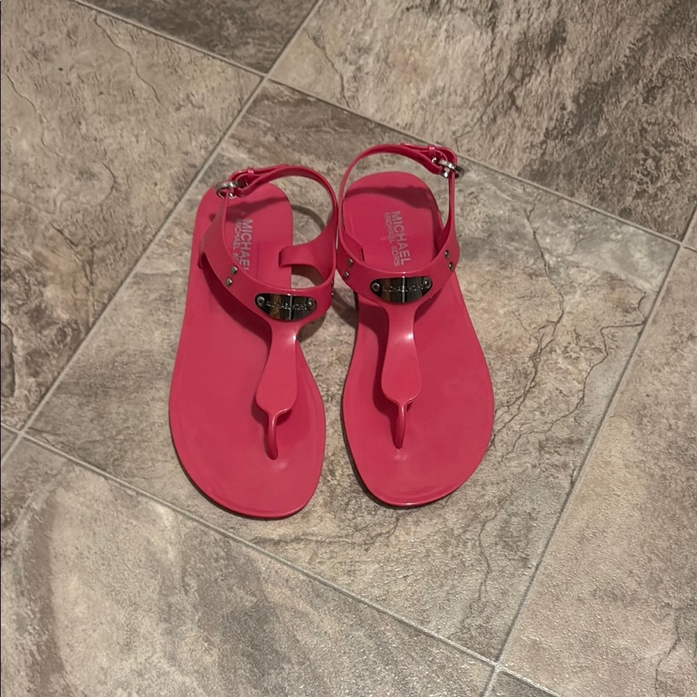 MK Michael Kors Pink plate jelly thong  sandals